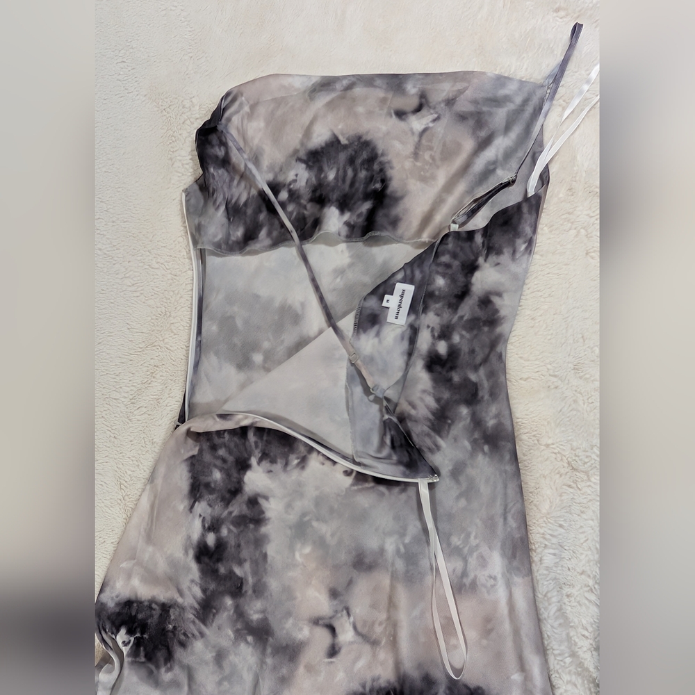 superdown Revolver Krystal Slit Gray Maxi Dress - Picture 4 of 15